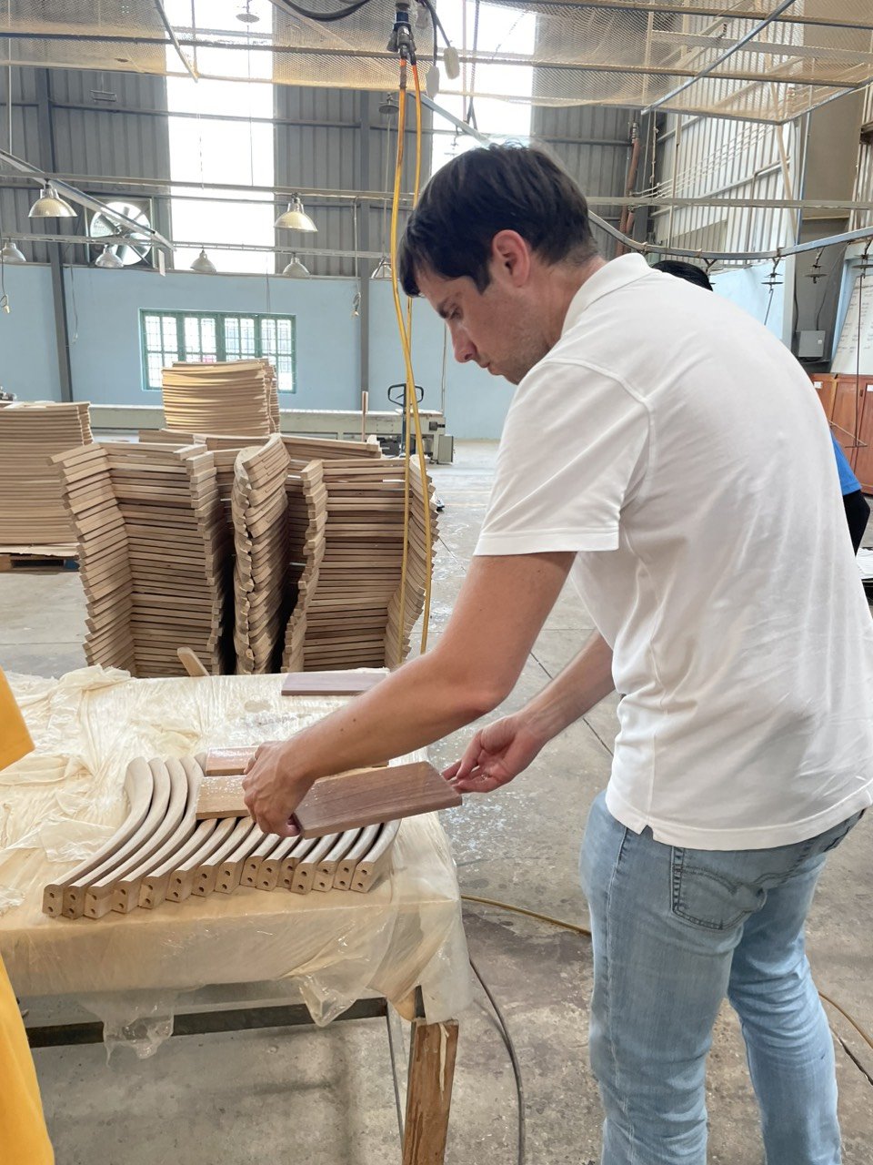 Simone – Commercial Director of NOVALK conducted the testing processes at factories introduced by Source of Asia Simone - Commercial Director of NOVALK conducted the testing processes at factories introduced by Source of Asia